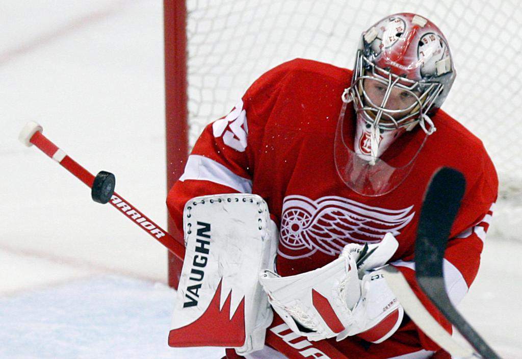 Jimmy Howard has emerged as the Detroit Red Wings’ No. 1 goalie this season after four seasons in the AHL and three at Maine. In 43 games with Detroit, he’s 21-13-8-1.