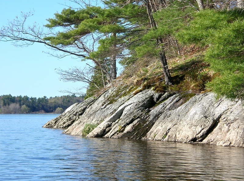 Granite ledges along the way speak to nature’s spectacular forces.