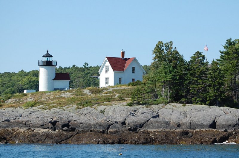 Curtis Island Light