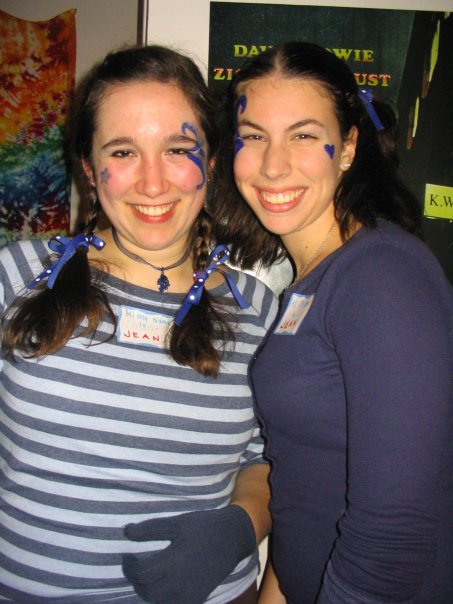 One Halloween at college, Christina Razzi â who now works at the Portland Museum of Art â and a friend, Becca Verrilli, dressed all in blue and donned name tags that said âHello: My Name is Jean.â Get it? A pair of jeans. Quick and cheap costumes can come out best when based on a phrase, a pun or an object.