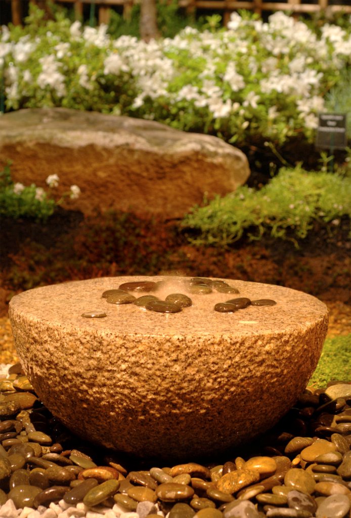 A Japanese-style garden display at the flower show held in 2006.