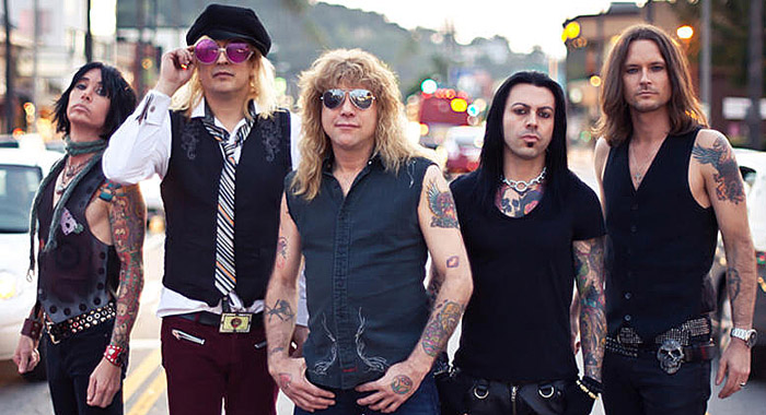 Steven Adler, center, with his band Adler's Appetite.