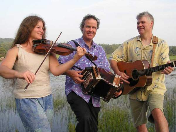 Ti' Acadie performs its rollicking old-timey music of Quebec and New England on Wednesday in South Carthage and on Sept. 15 in Unity.