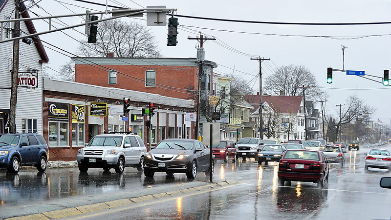 A plan to improve traffic flow on Forest Avenue would remove some parking spaces that businesses say are vital at Woodfords Corner, but the basics of the plan are sound.