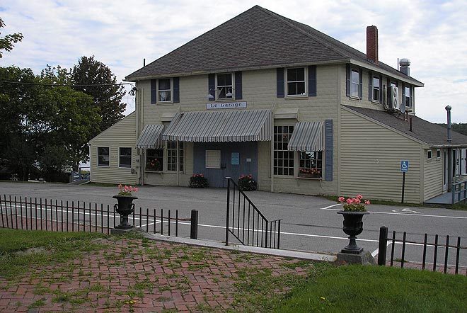 Le Garage, which offered panoramic water views from its position on the banks of the Sheepscott River for 40 years, will close at the end of April.