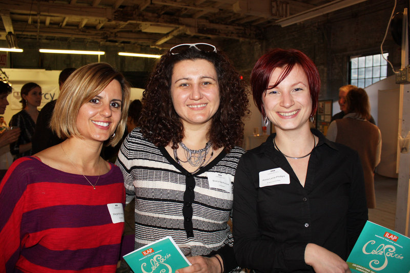 Volunteers Maggie Ivanova, Bistra Nikiforova and Anna-Lena Phillips.