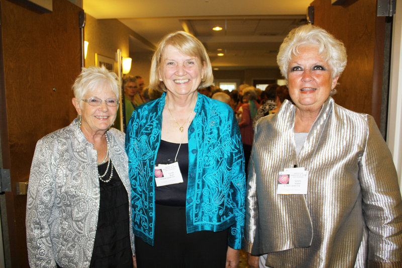 Participating floral designers included Buff Harrington of the Harpswell Garden Club, Cyndy Bush of the Harpswell Garden Club, and Sandy Wallen of the St. Mary’s Garden Club.