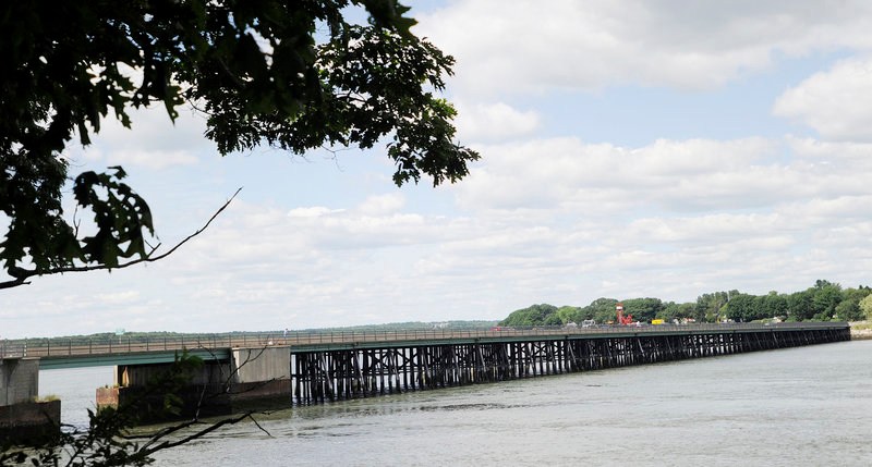 Built in the 1940s and overhauled in 1991, Martin’s Point Bridge carries Route 1 traffic between Portland and Falmouth over the Presumpscot River.