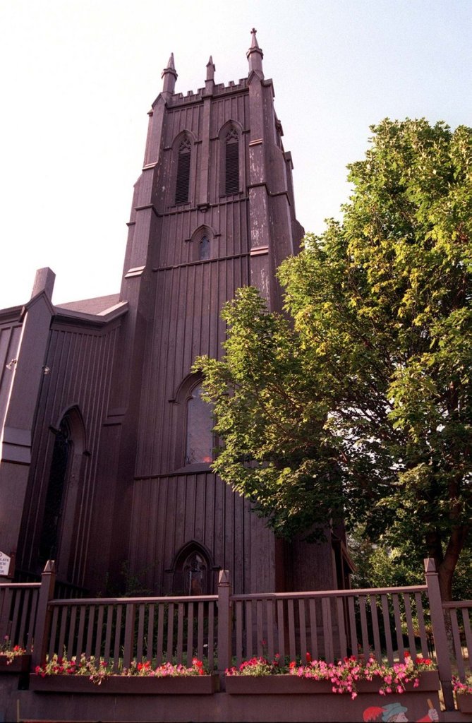 Music Doing Good, which specializes in raising money for various causes, is underwriting Saturday’s show. The Chocolate Church is trying to raise about $600,000 to rebuild its historic bell tower – as well as fund musical and arts programming.