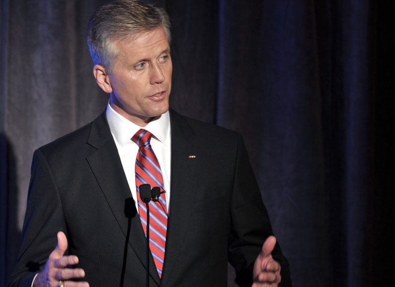 Republican U.S. Senate candidate Charlie Summers should disavow ads being run on his behalf that make untrue claims that Angus King left the state with a deficit at the end of his gubernatorial term.