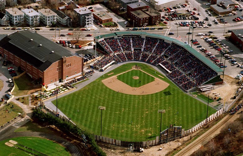 Special for Dave Ruff, Springfield Union News Portland Newspapers PHOTO BY MERRY FARNUM -- April 18, 1994 -- Opening day at Hadlock Field in Portland, Maine where the Portland Sea Dogs play. On the left is the Portland Exposition Building; in back is Park Avenue. Most parking is on adjacent streets in the area. A shuttle buse runs from more distant lots in the city. Baseball Merry Farnum