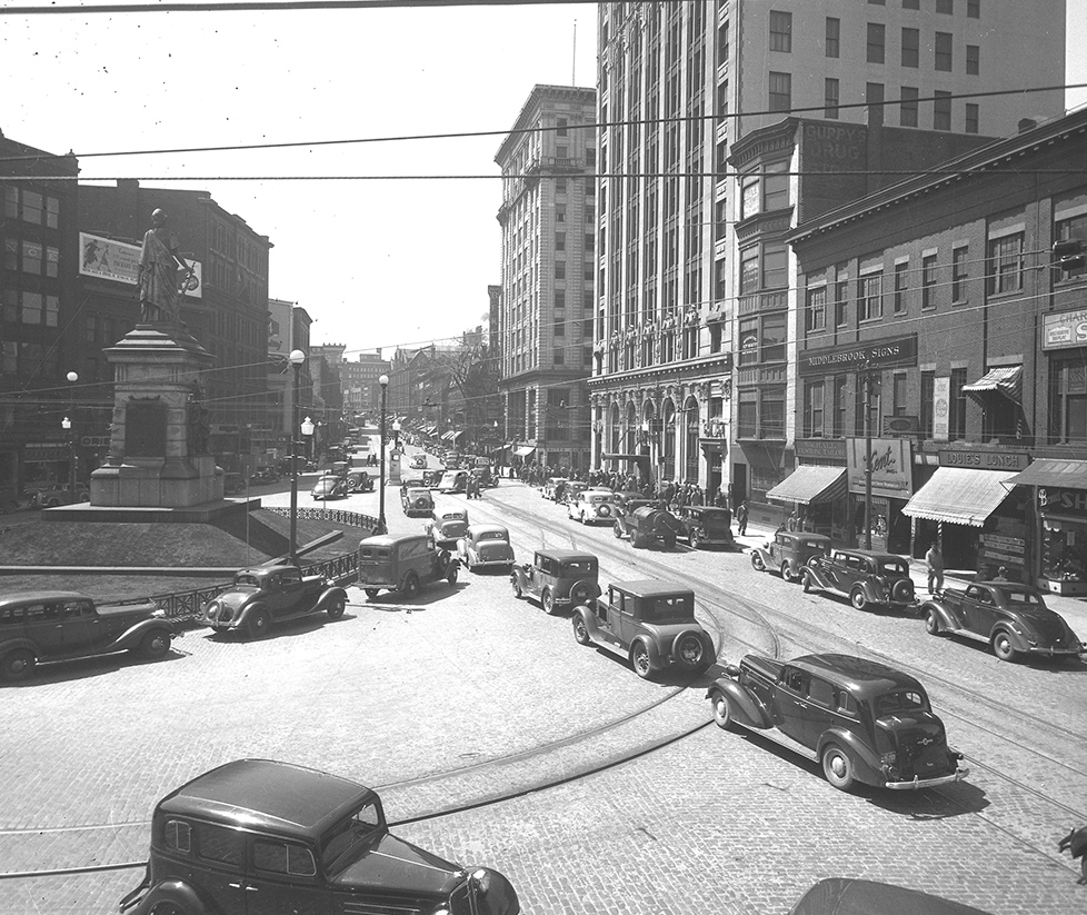 John Patriquin/StaffPhotographer: Friday, Nov.1, 2013. Flashback photo of Monument Square in Portland. Flashback