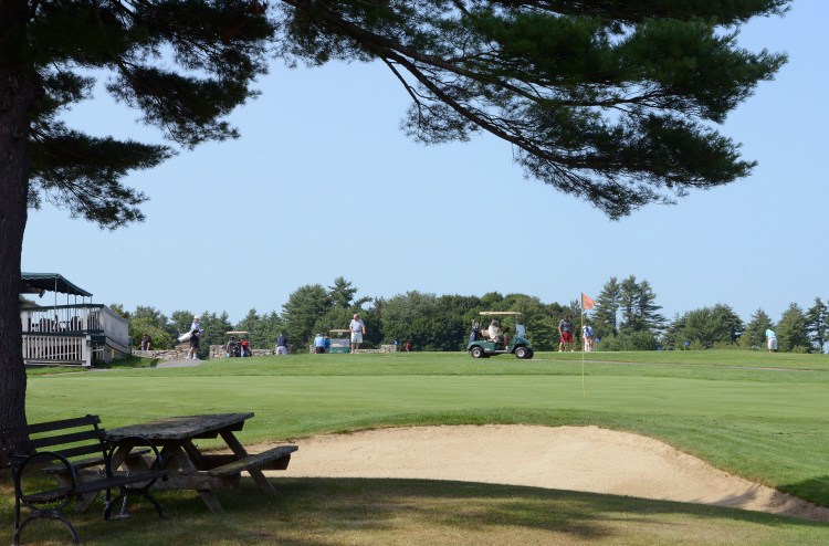 The 18th hole at Riverside Golf Course in Portland is a par 4 that ranks as one of the toughest on the course.  
Photos by John Patriquin/Staff Photographer 