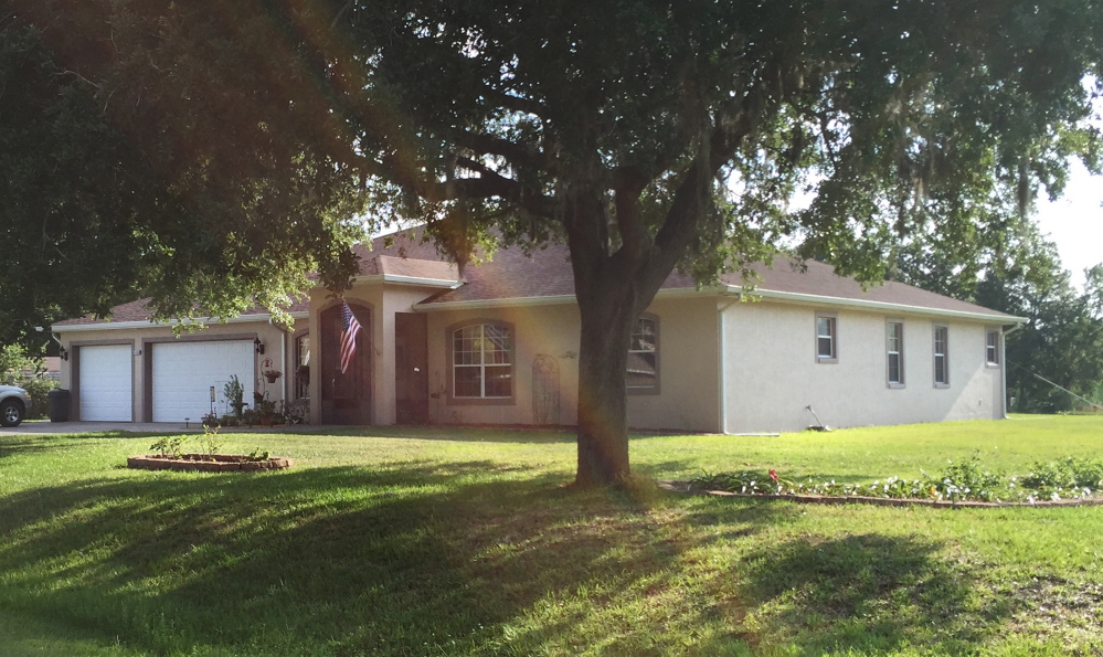 Stephen Dodd lived in this Lakeland, Fla., house between 2006 and 2013, when the persistent real estate market crash forced him to sell it for less than the mortgage he owed on it. 
David Hench/Staff Writer