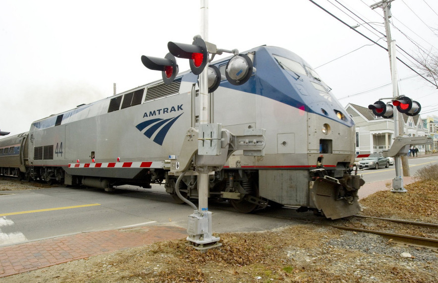 The Downeaster crosses Bow Street in Freeport en route to Brunswick.