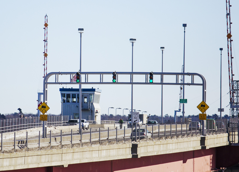 Florida Bridges created a listing on Craigslist for a new bridge operators for the Casco Bay Bridge, indicating that no experience was required and they’d train candidates.