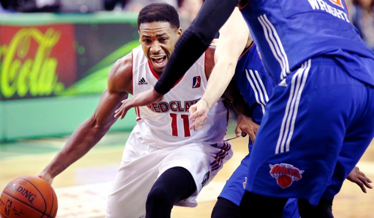 Maine Red Claws guard Demetrius Jackson drives to the basket on Thursday against the Westchester Knicks at the Portland Expo.