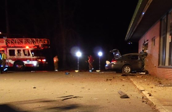 Scene of early morning crash on Broadway in South Portland.