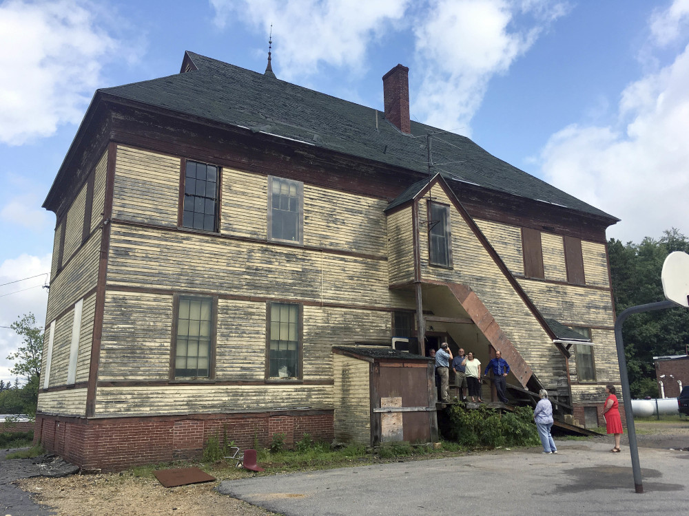 The Gale School in Belmont, N.H., was built in 1894.