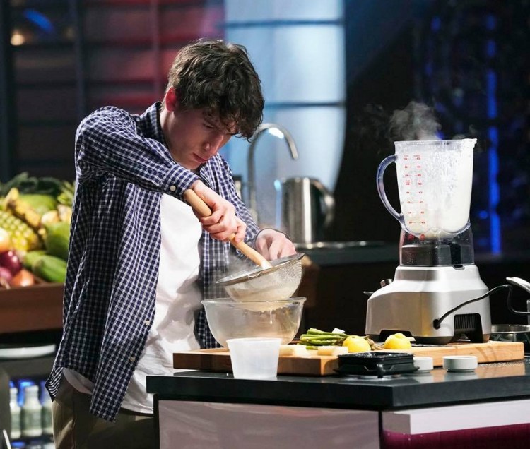Mark Ingraham at work in the “MasterChef” kitchen.