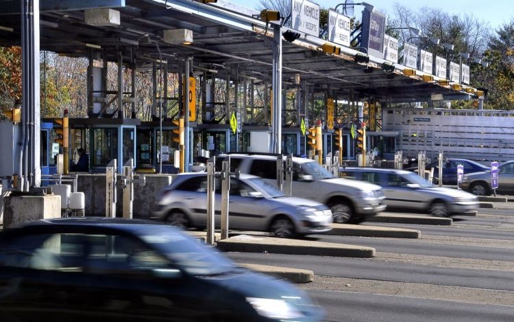 Southbound traffic begins to increase on a Friday afternoon at the York Toll Plaza.