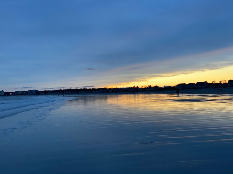 Walk up to 12 miles round trip between Pine Point and Old Orchard Beaches.