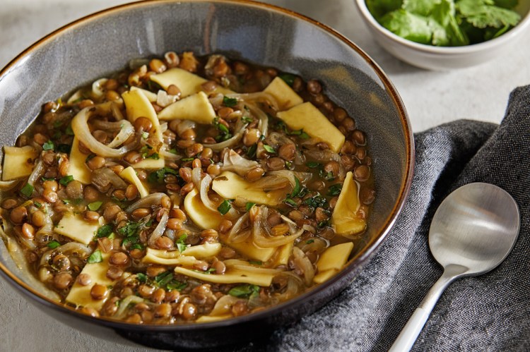 This Lebanese lentil and pasta soup comes from “Nistisima,” Georgina Hayden’s beautiful collection of vegan Mediterranean recipes.